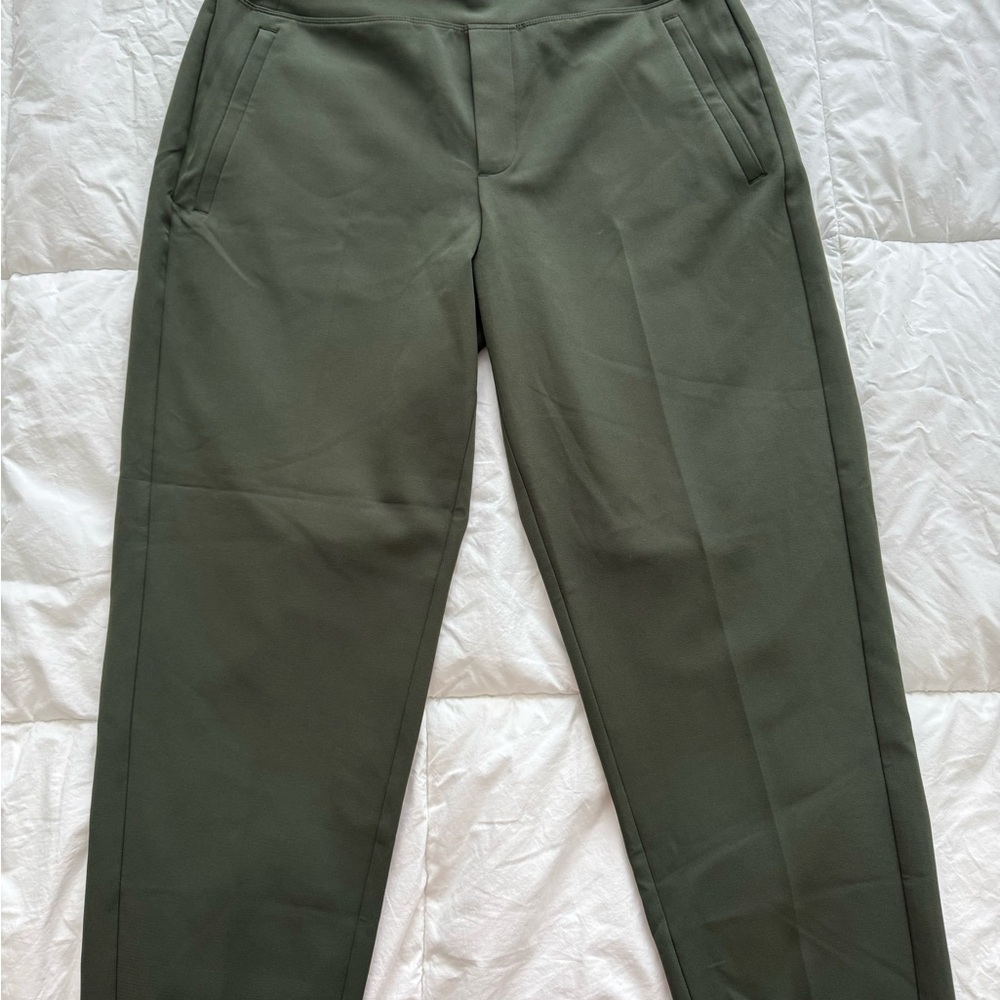 Women’s Athleta Endless Olive Green Pants
